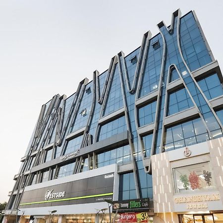 Collection O Hotel Alice 阿穆达巴 外观 照片