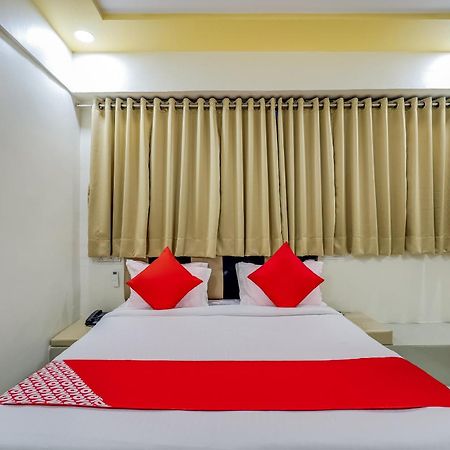 Collection O Hotel Alice 阿穆达巴 外观 照片