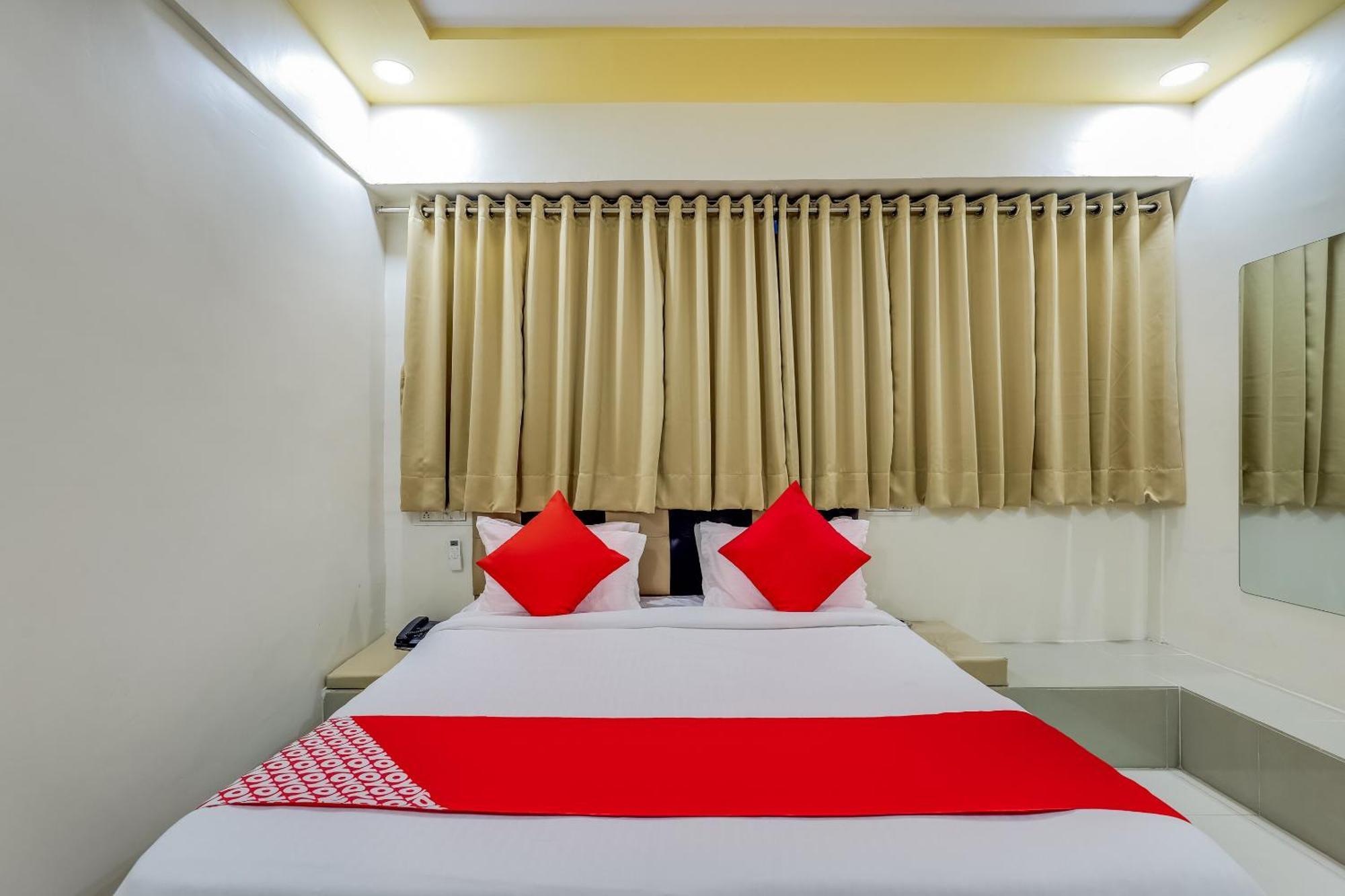 Collection O Hotel Alice 阿穆达巴 外观 照片